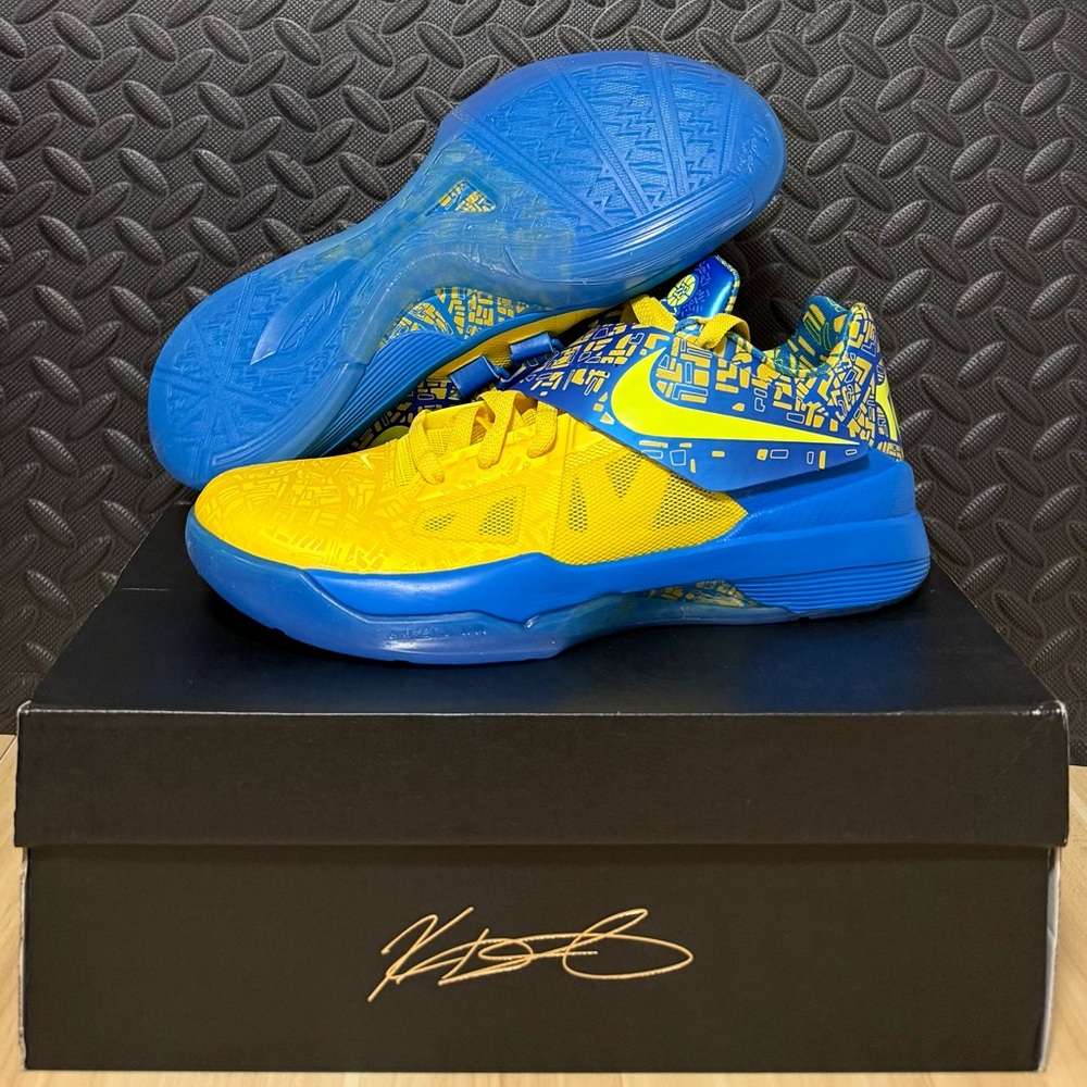 Nike Zoom KD 4 Basketball Shoes FZ5916-400 Scoring Title Mens Size 9.5